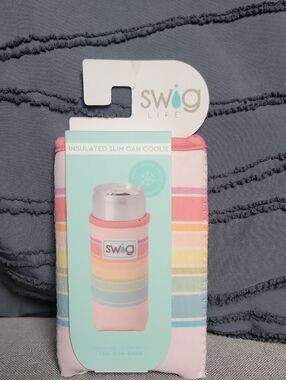 NWT Swig Life Coolie